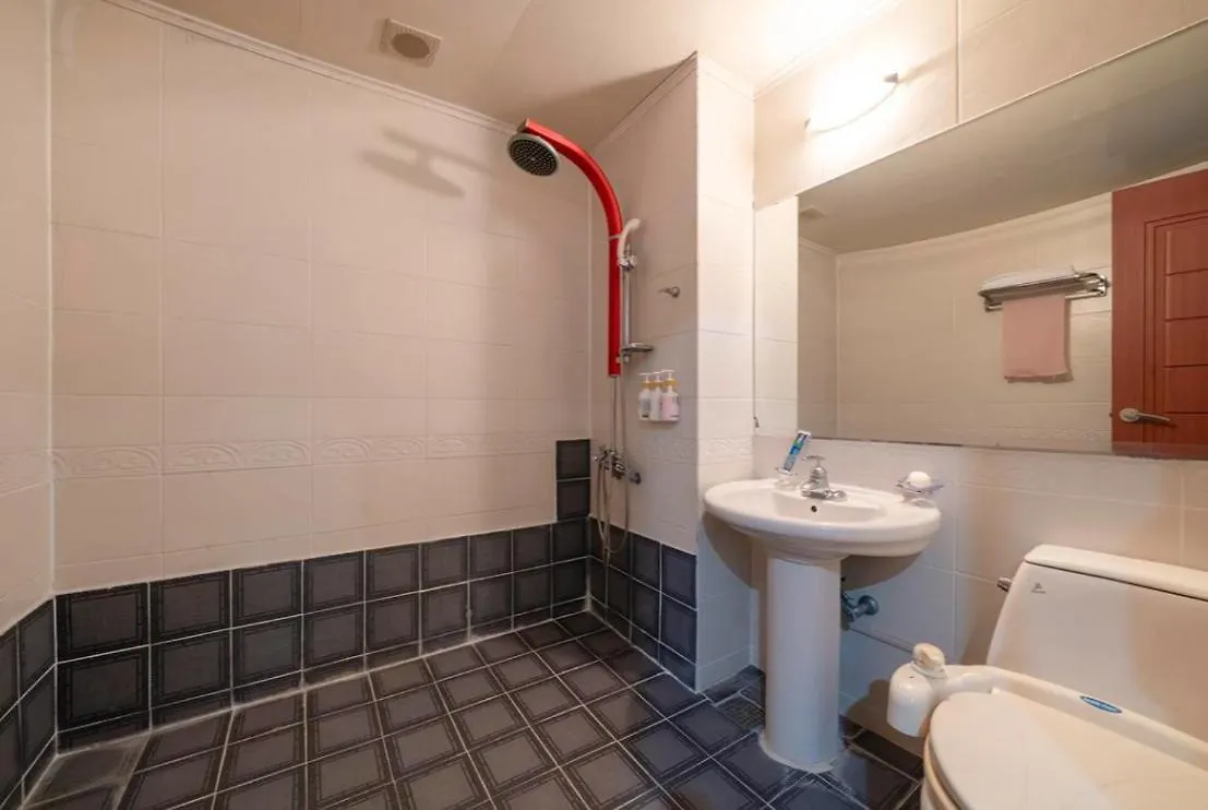 Jjak Motel Incheon 0*,